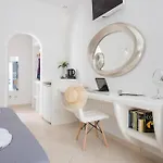 Anezina Aparthotel