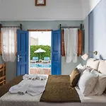 Aparthotel Anezina Villas Perissa (Santorini)