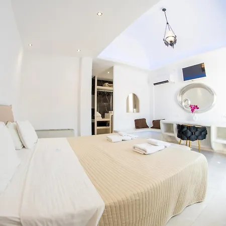Aparthotel Anezina Villas Perissa (Santorini)
