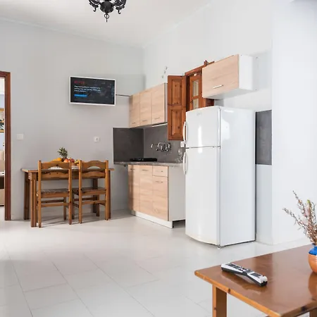 Aparthotel Anezina Perissa (Santorini)