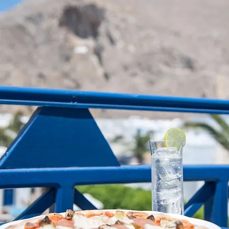 Anezina Aparthotel Perissa (Santorini)