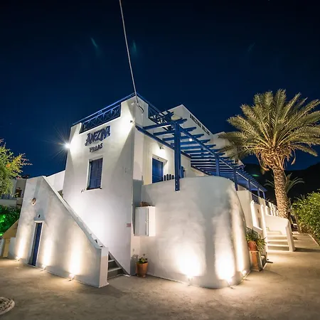 Anezina Villas Perissa (Santorini)