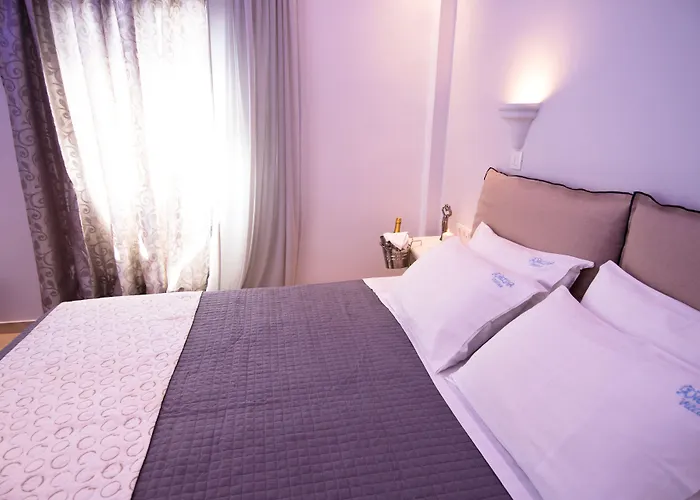 Anezina Villas Aparthotel 4*