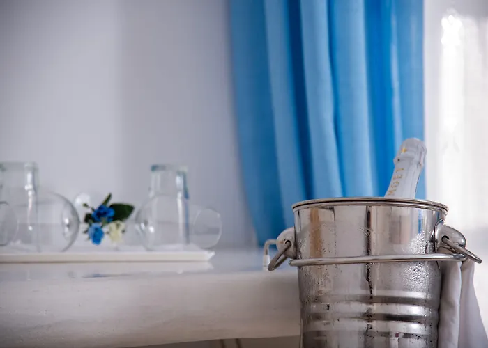 Anezina Villas Aparthotel Perissa (Santorini)