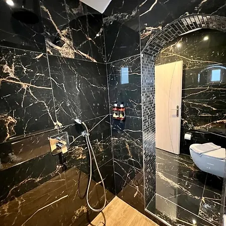 Apart Otel Anezina 4*